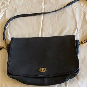 Vintage Women’s coach crossbody